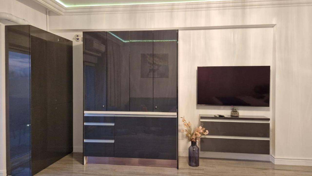 White Tower - Private Studio 106 Mamaia Exterior photo